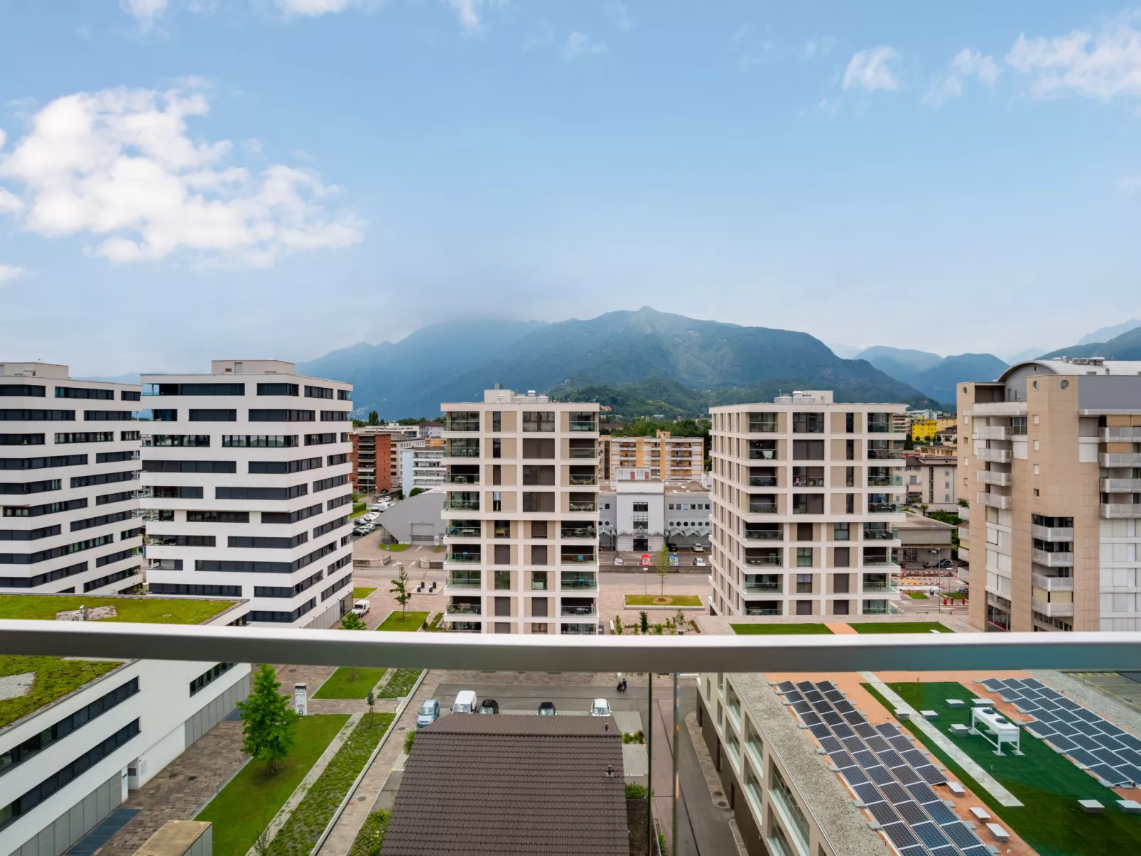 LocTowers A4.9.2-Outside