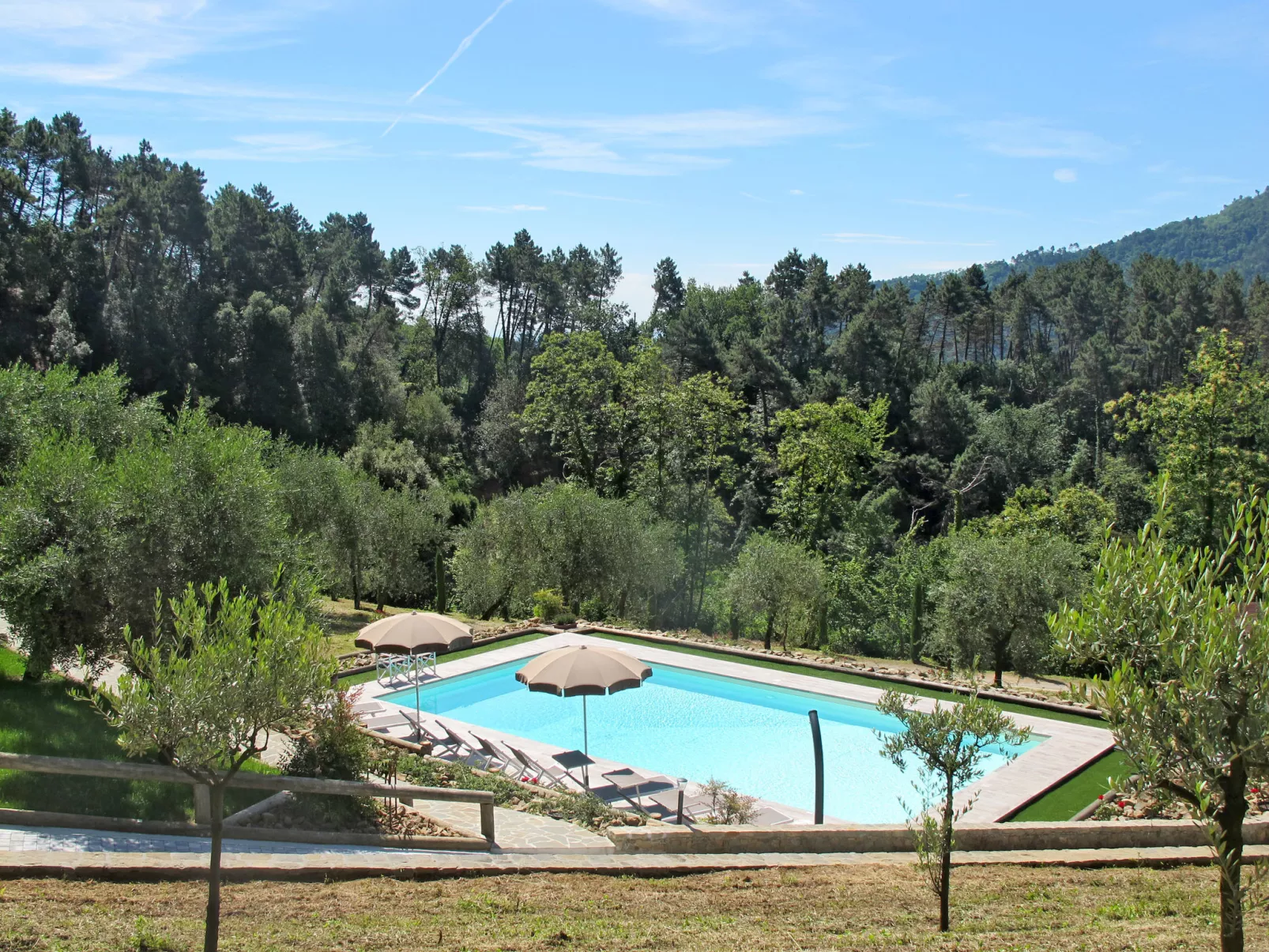  Noce-Dehors