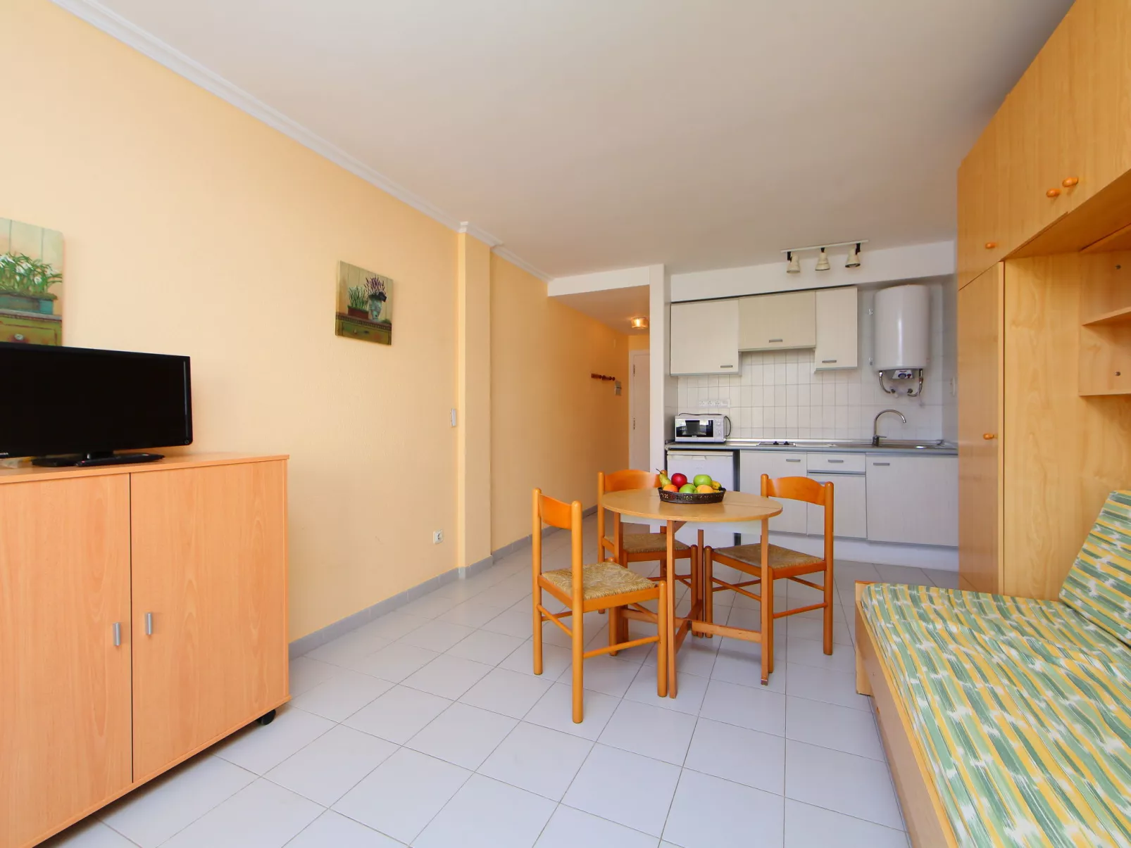 Residencial Manureva II-Drinnen