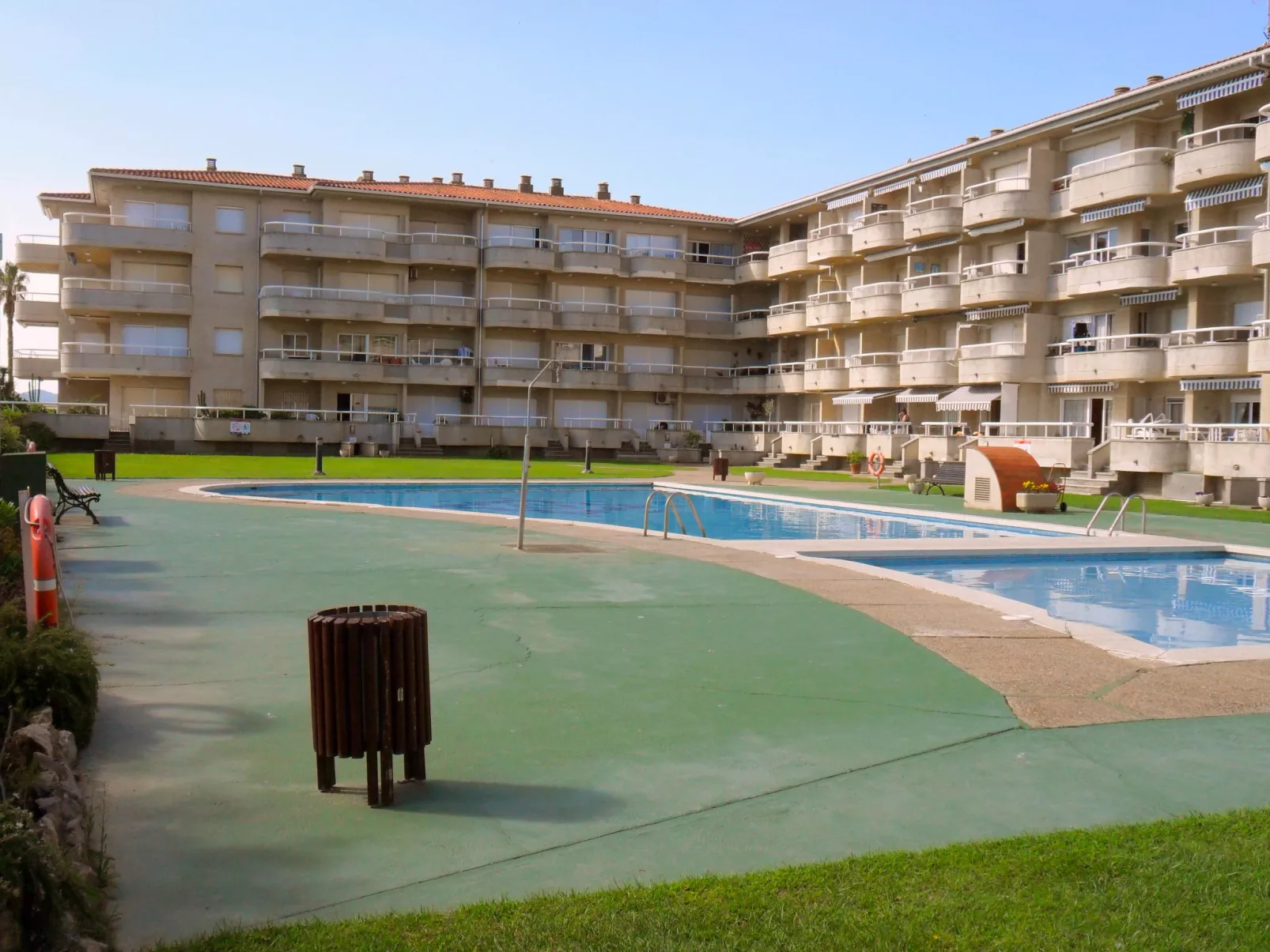 Residencial Manureva II-Drinnen