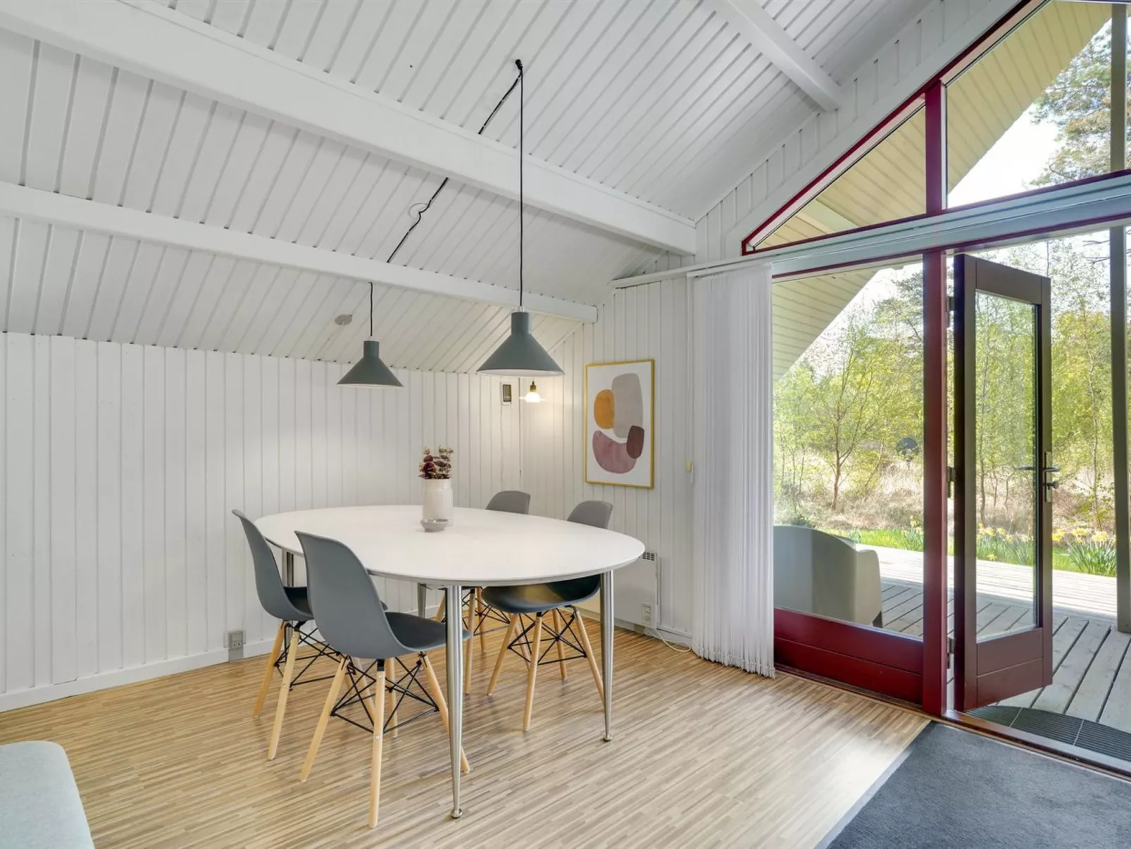"Aghwith" - 1.2km from the sea-Inside