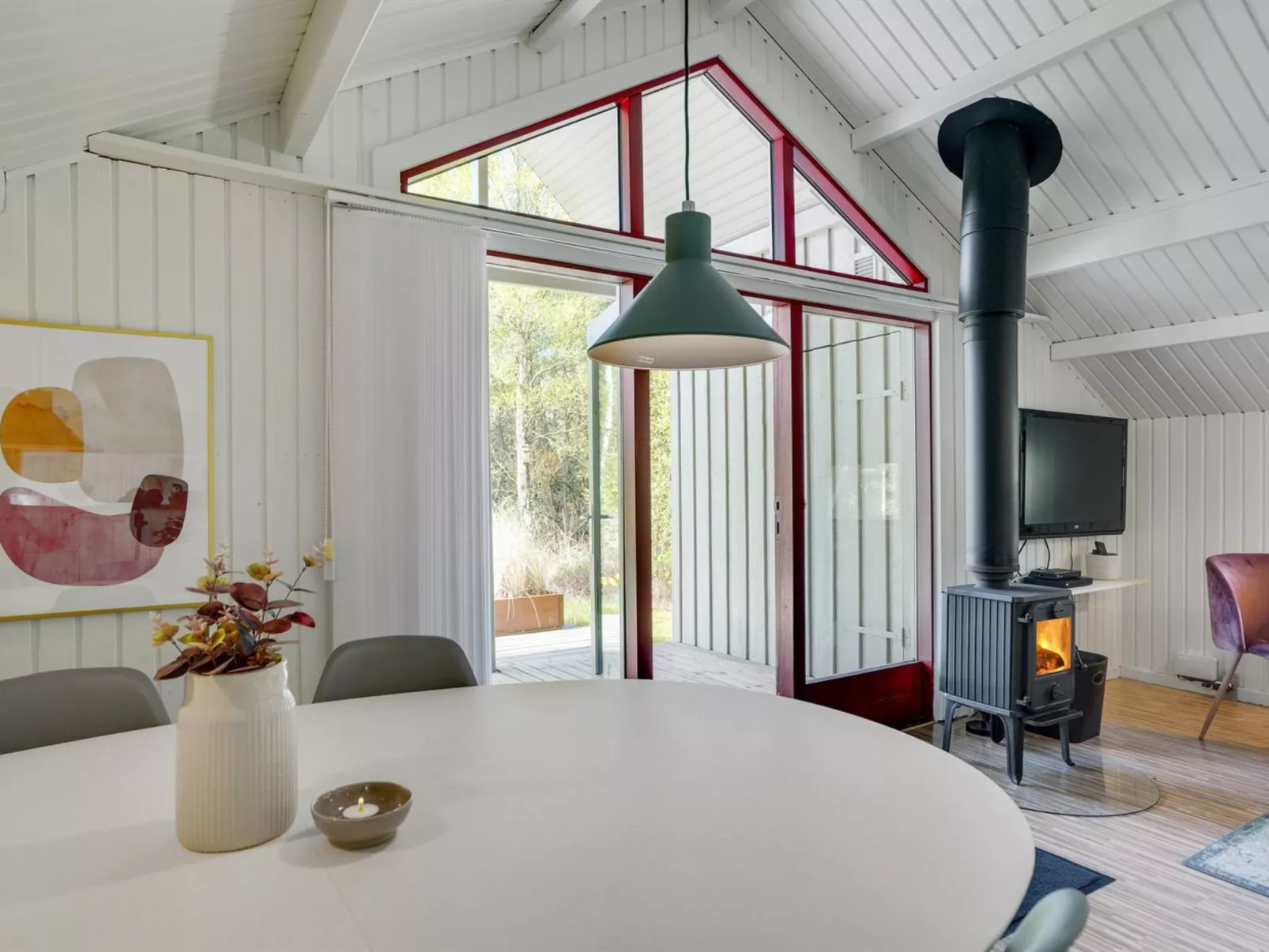 "Aghwith" - 1.2km from the sea-Inside