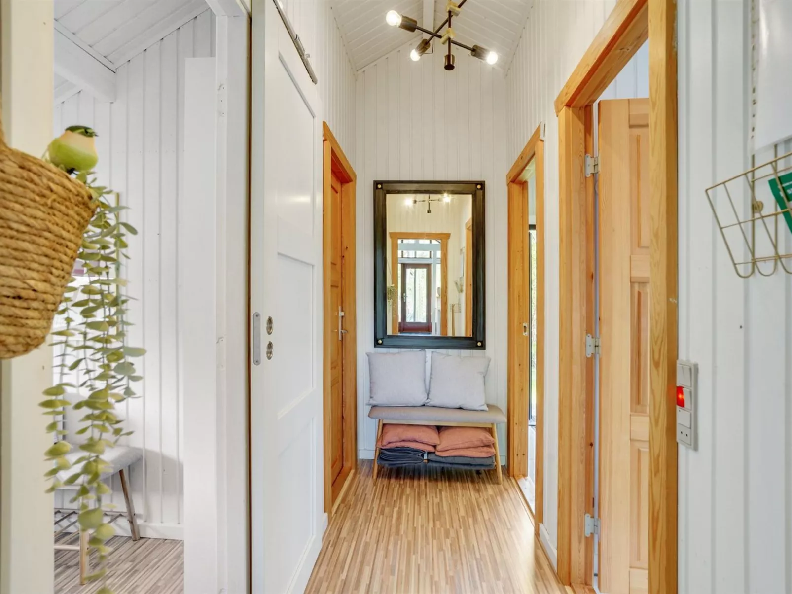 "Aghwith" - 1.2km from the sea-Inside