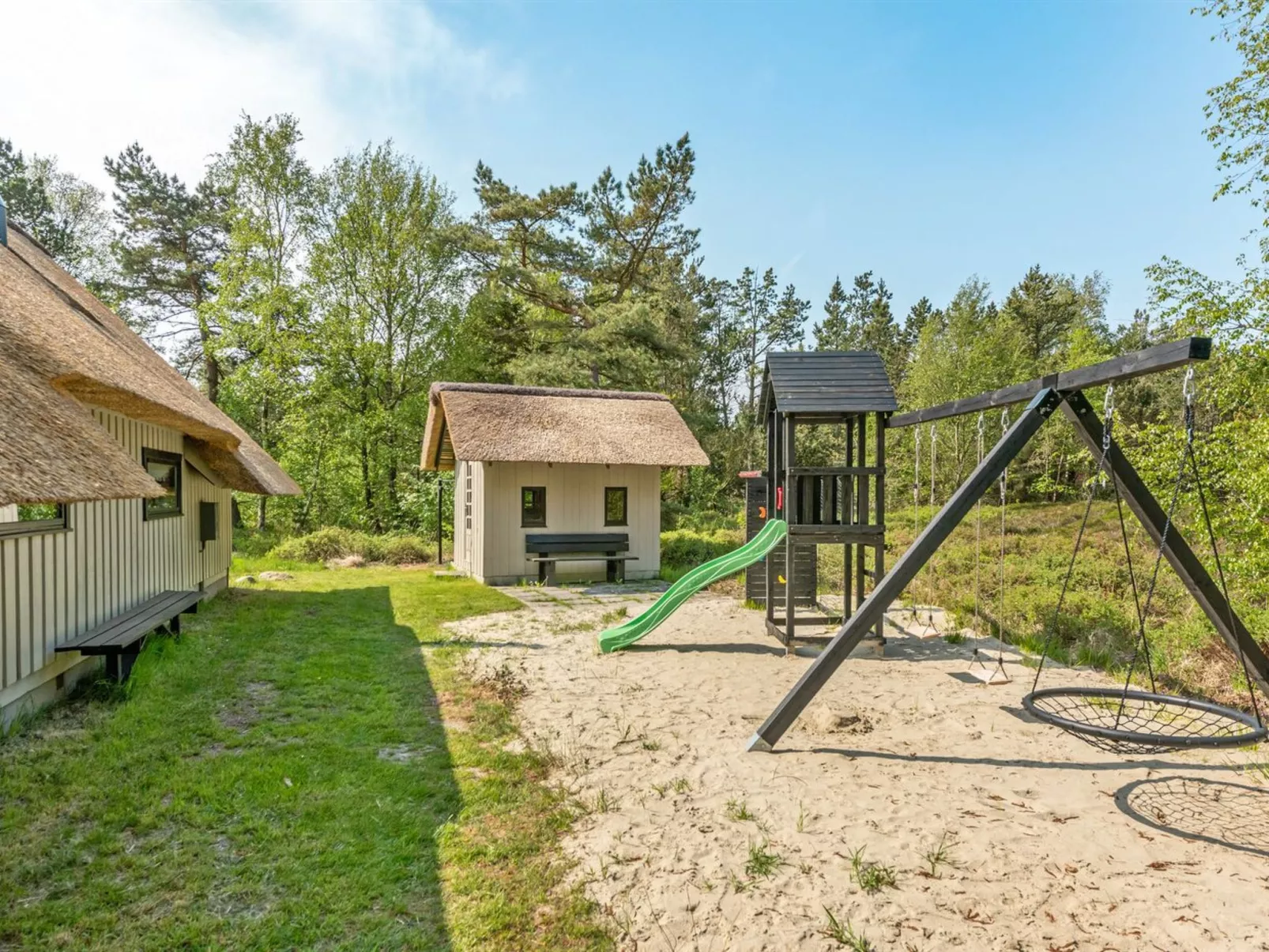 "Aghwith" - 1.2km from the sea-Outside