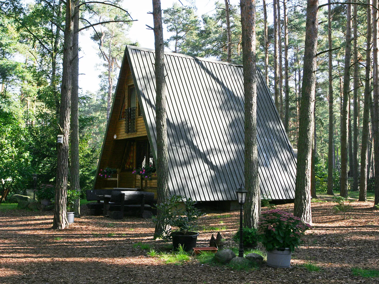 Nepumuk-Outside