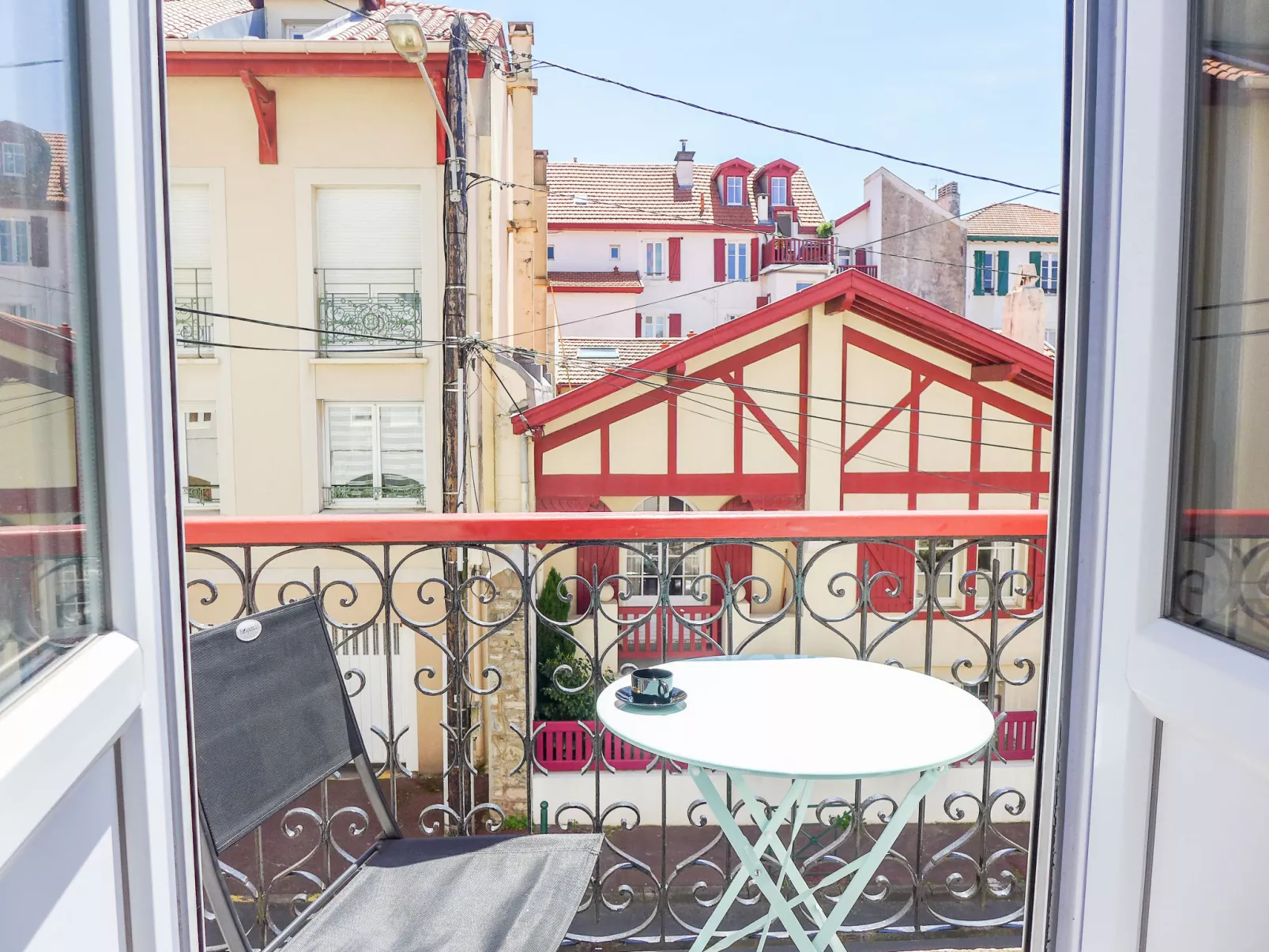 St jean-Outside