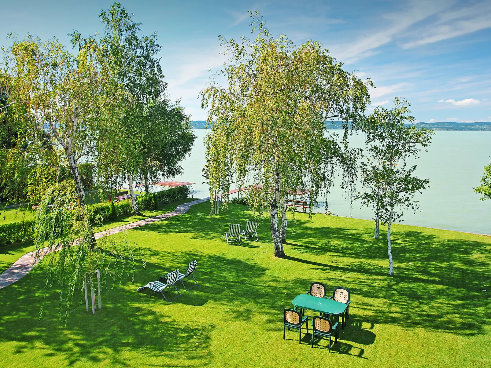 Lakefront 1-Inside