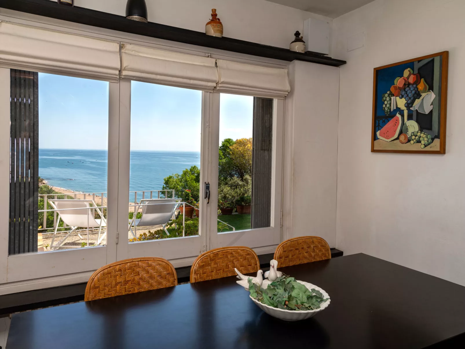 La Marina Blanca-Inside
