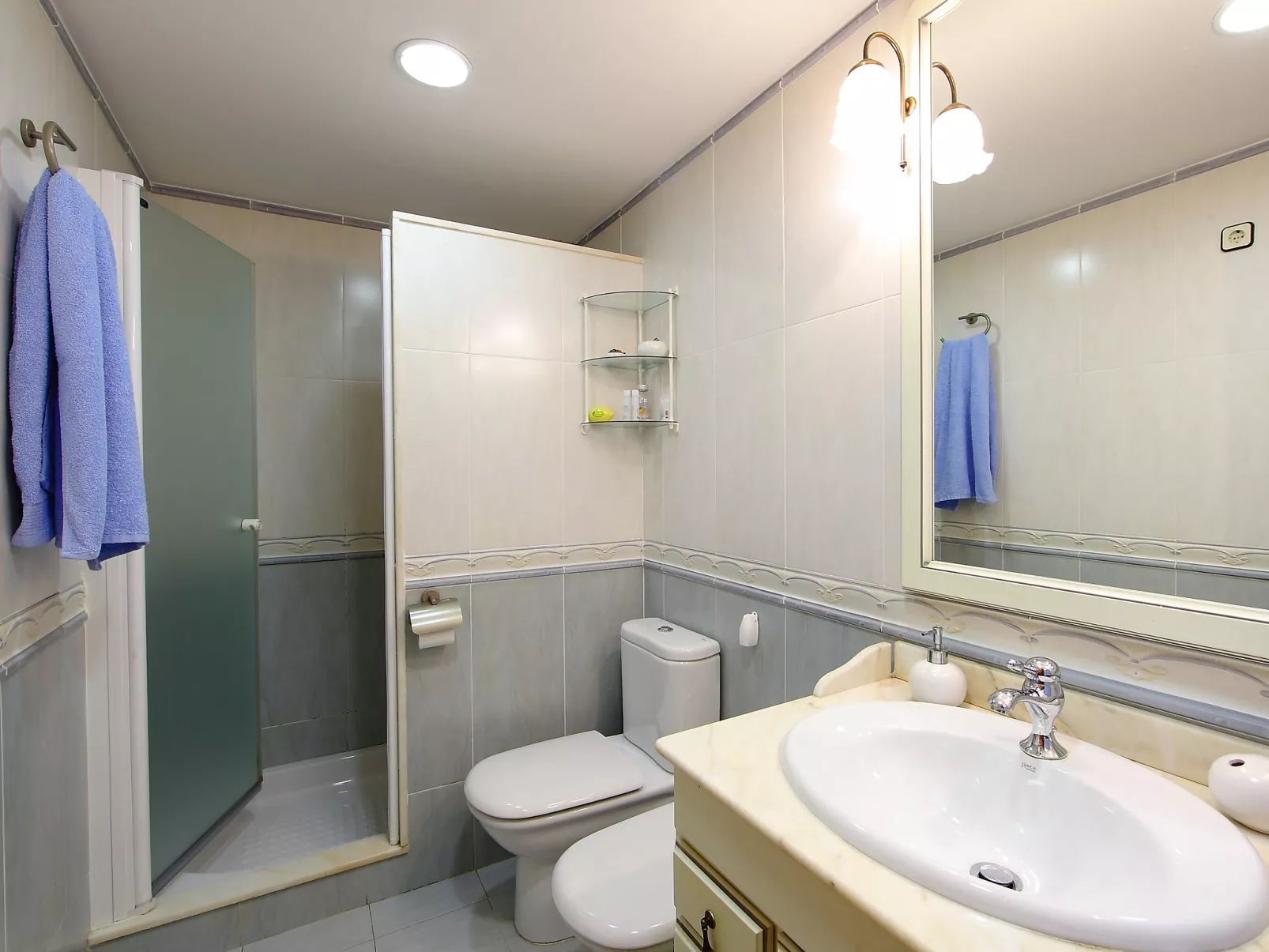 Edificio Blanqueries-Inside