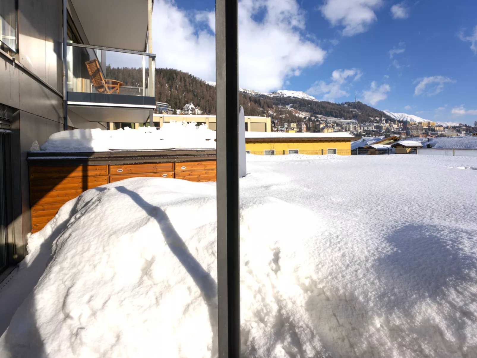 Chesa Piz Mezdi - St. Moritz-Outside