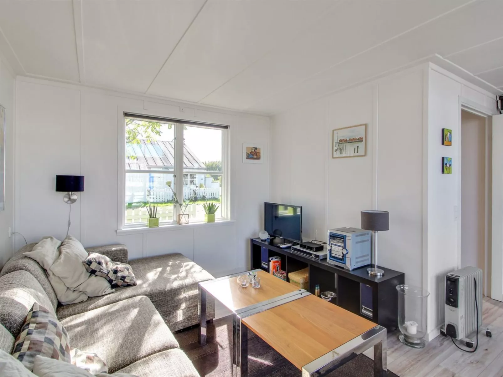 "Nalle" - 5m from the sea-Inside