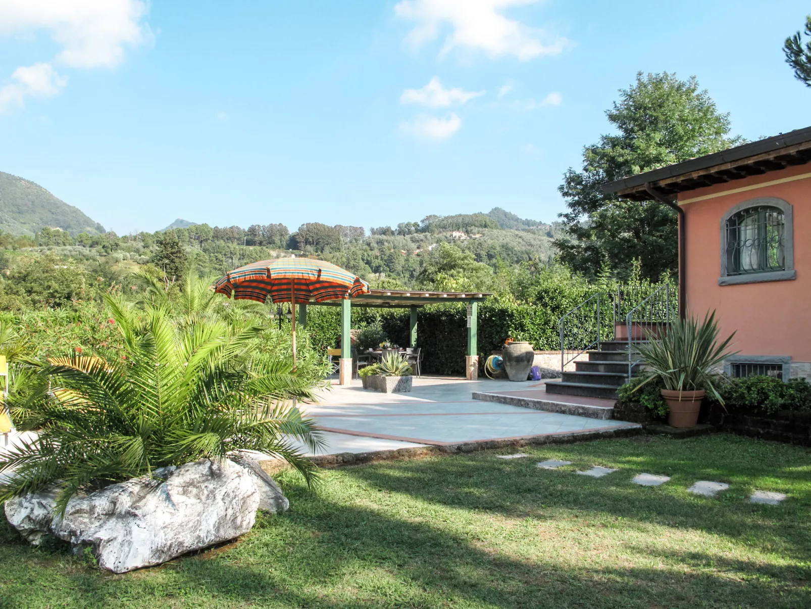 Versilia-Outside