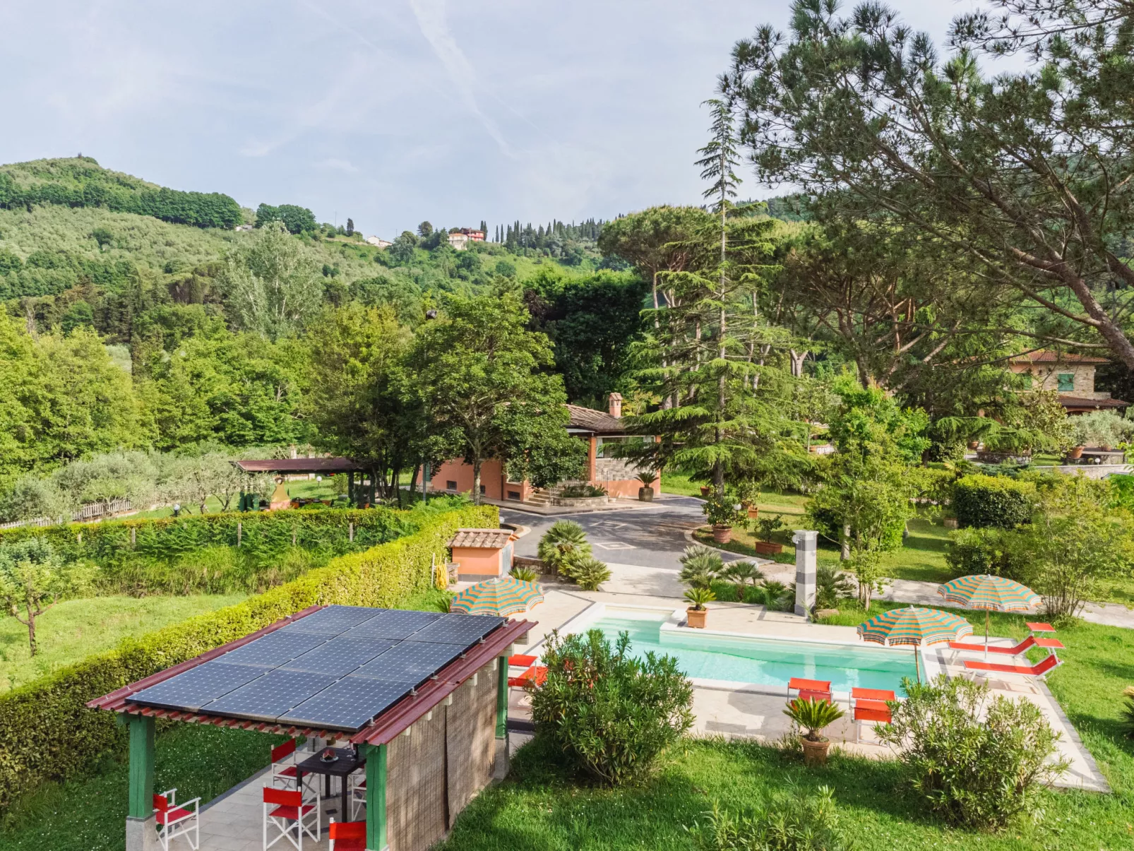 Verde Versilia-Outside