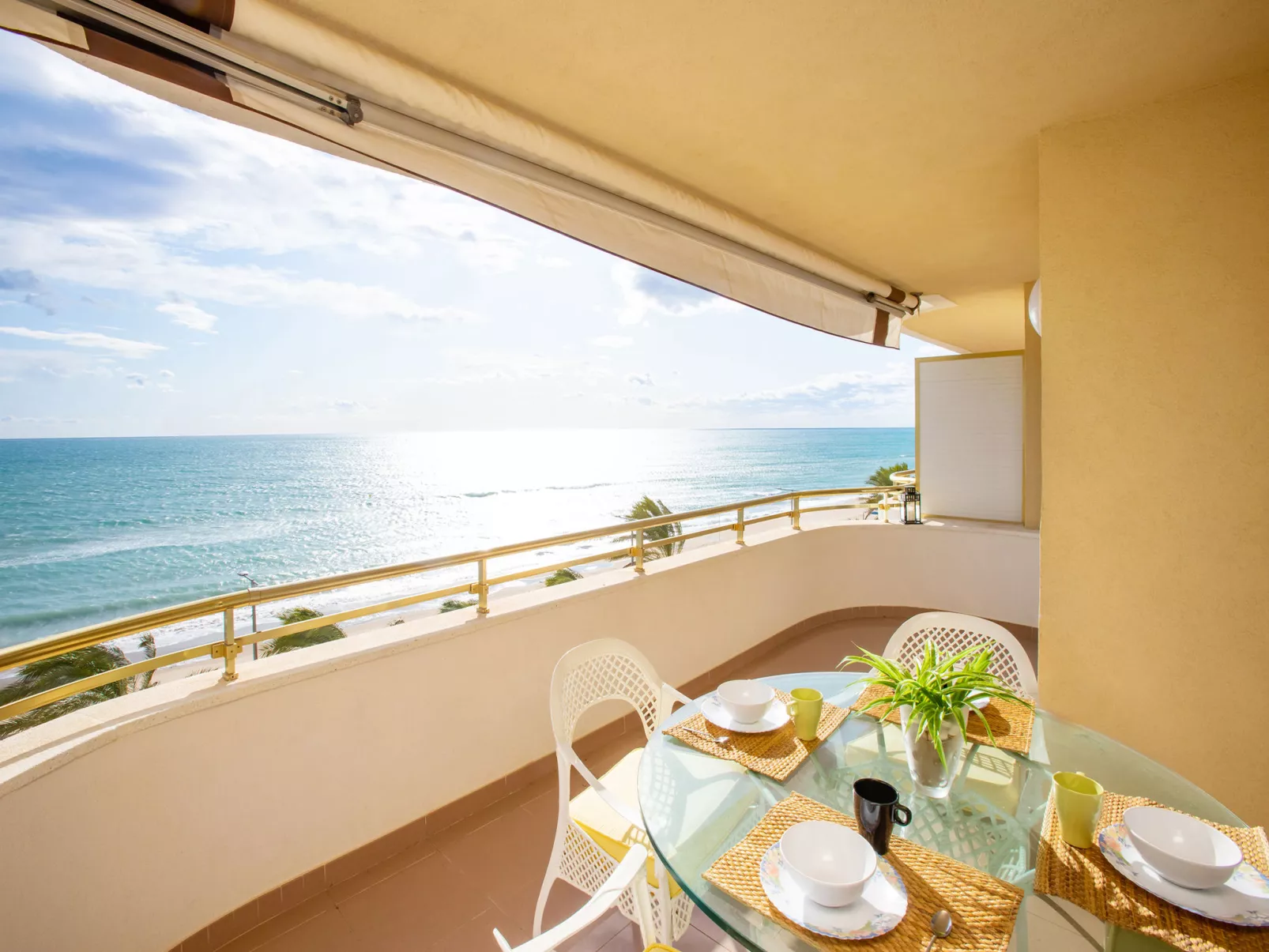Front Beach-Outside