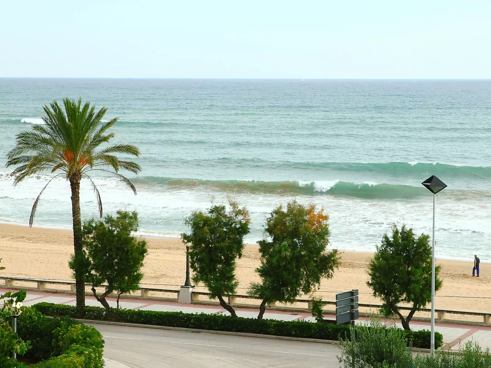 Torre Yato-Outside