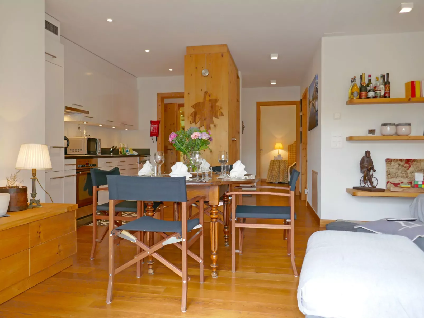 Chesa San Bastiaun B4-Inside