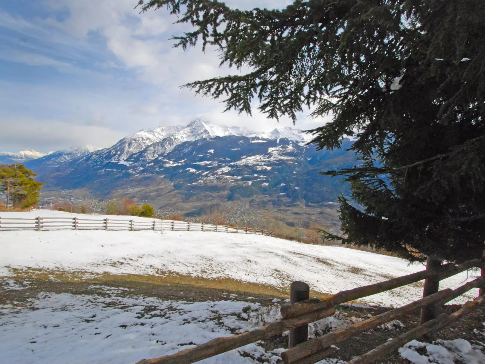 Aigle-Outside