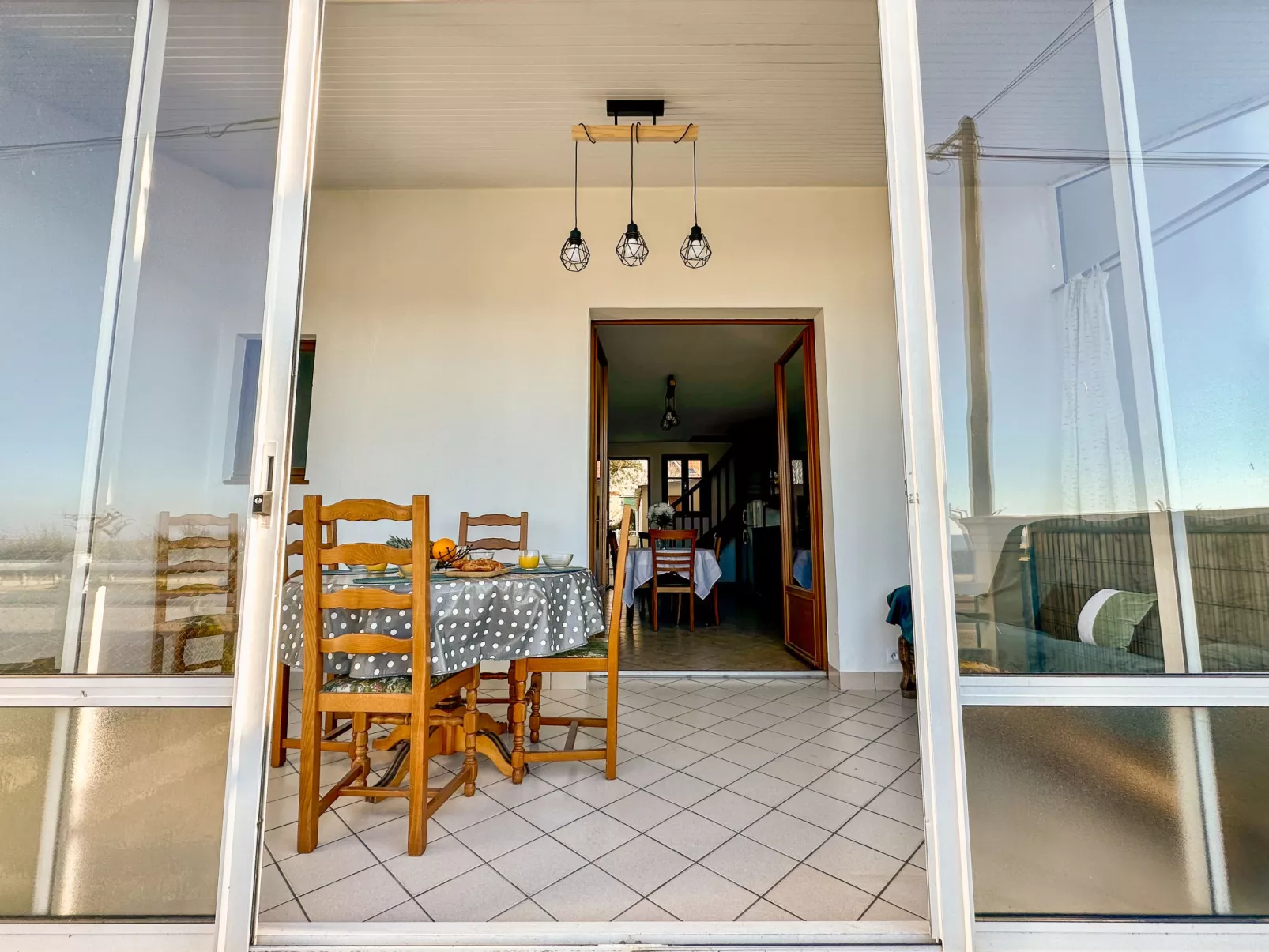 Maison Front de Mer-Outside