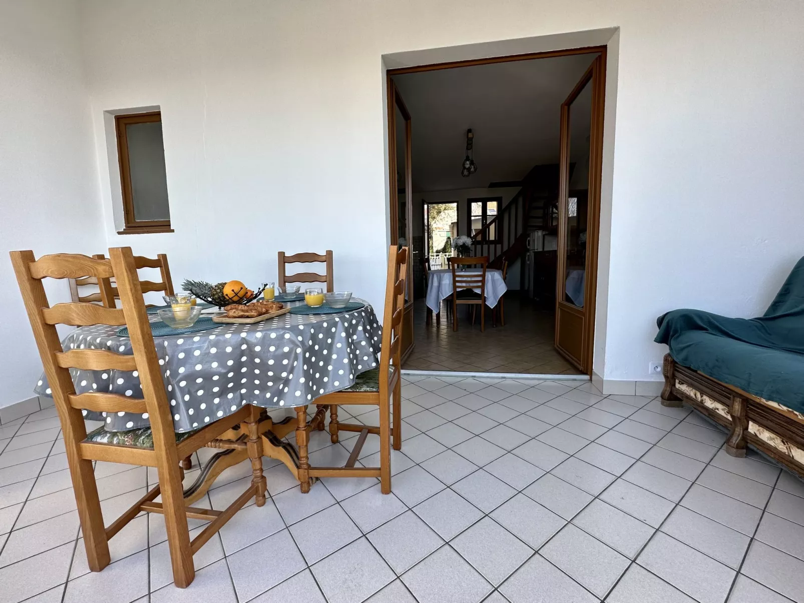 Maison Front de Mer-Outside