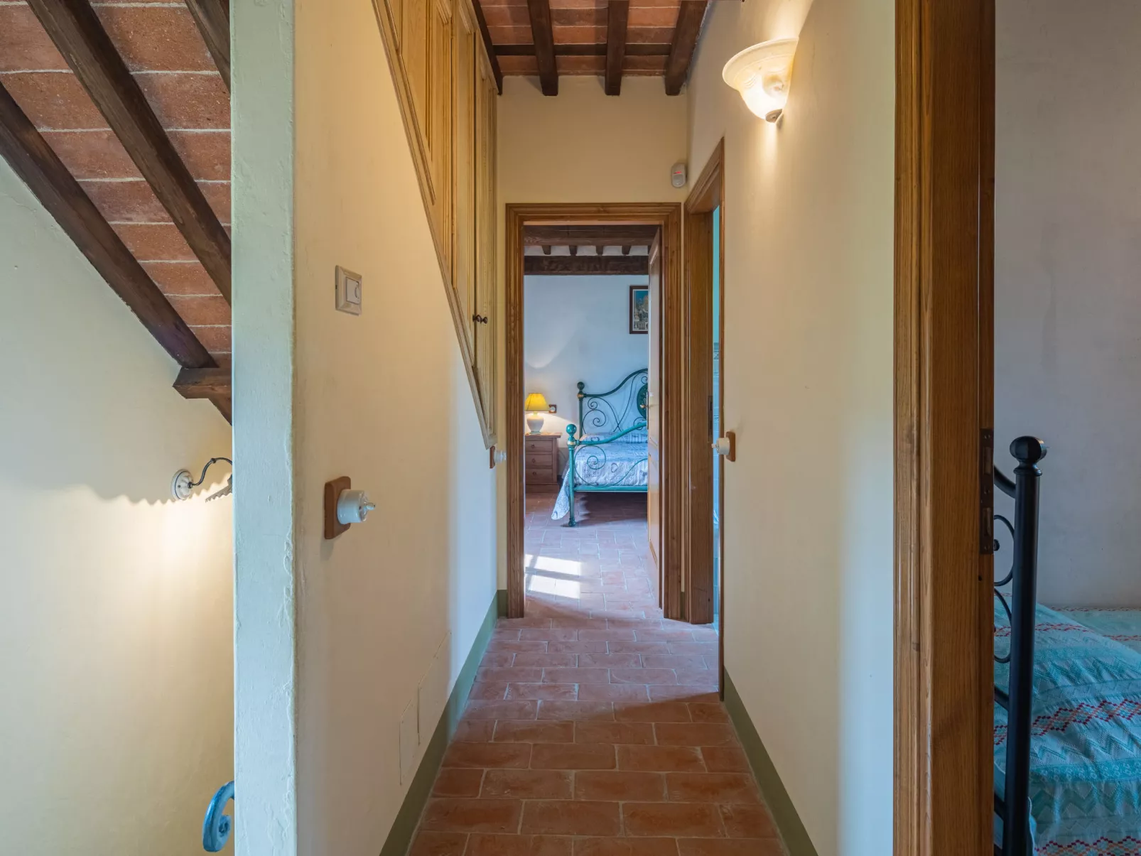 I Pioppi (CMA108)-Inside