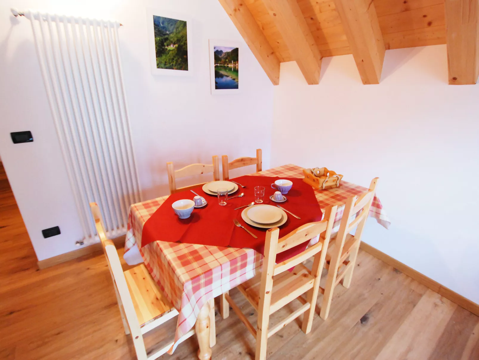 Albergo Diffuso - Cjasa de Barce-Drinnen