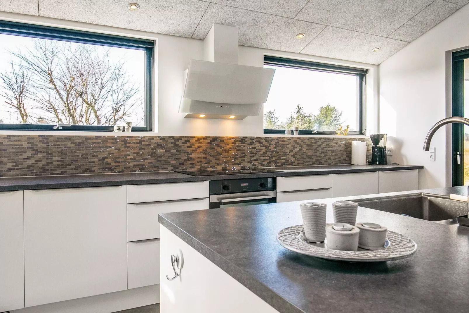 10 person holiday home in Løkken-Indoor