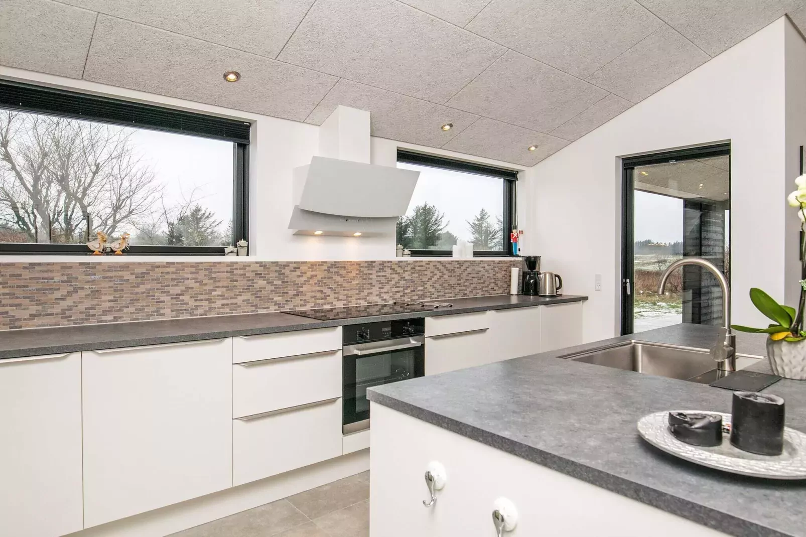 10 person holiday home in Løkken-Indoor