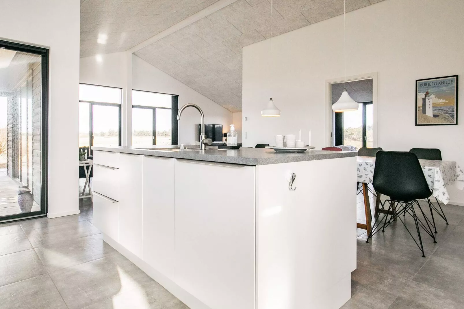 10 person holiday home in Løkken-Indoor