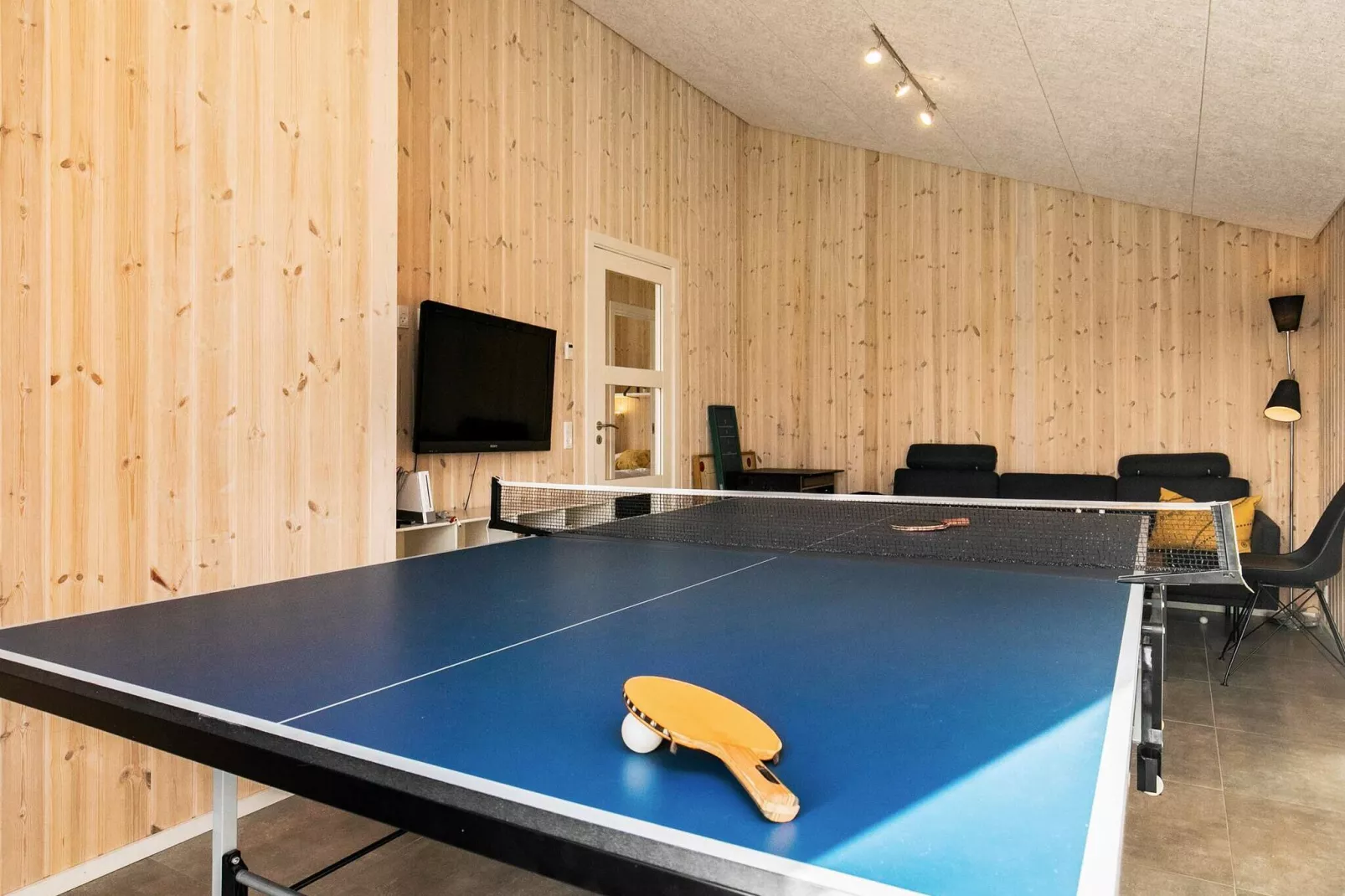 10 person holiday home in Løkken-Indoor