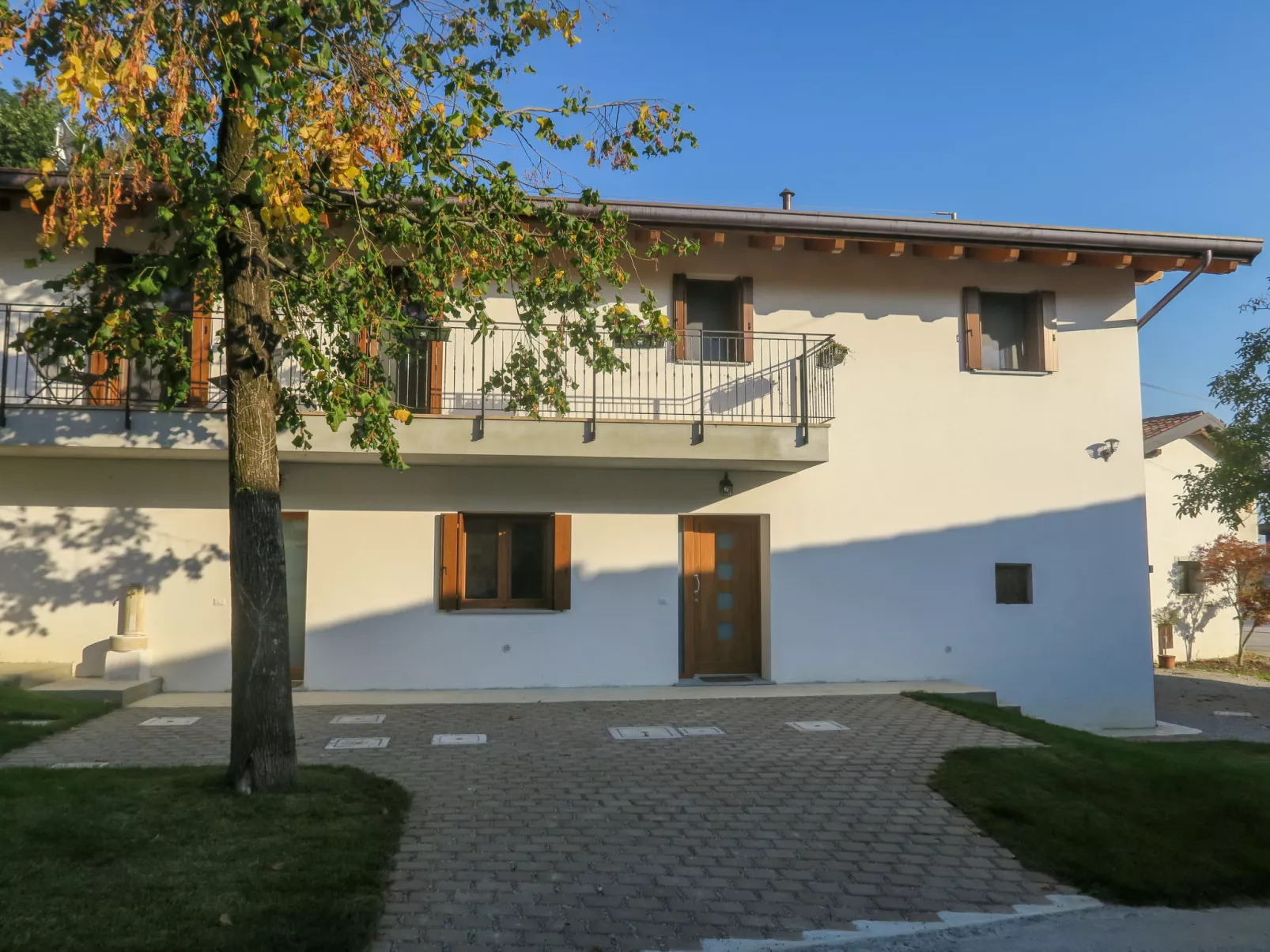 Casa di Nonno-Outside