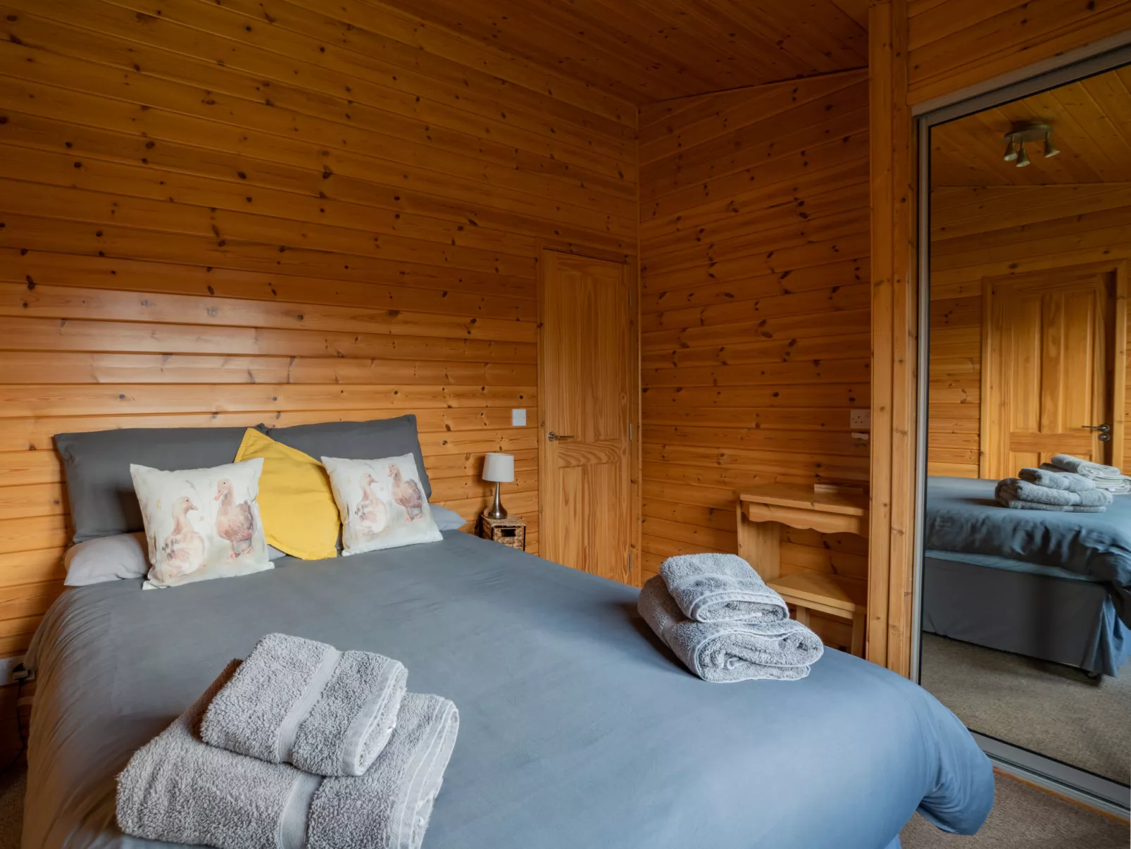 Loch Leven Lodge 10-Inside