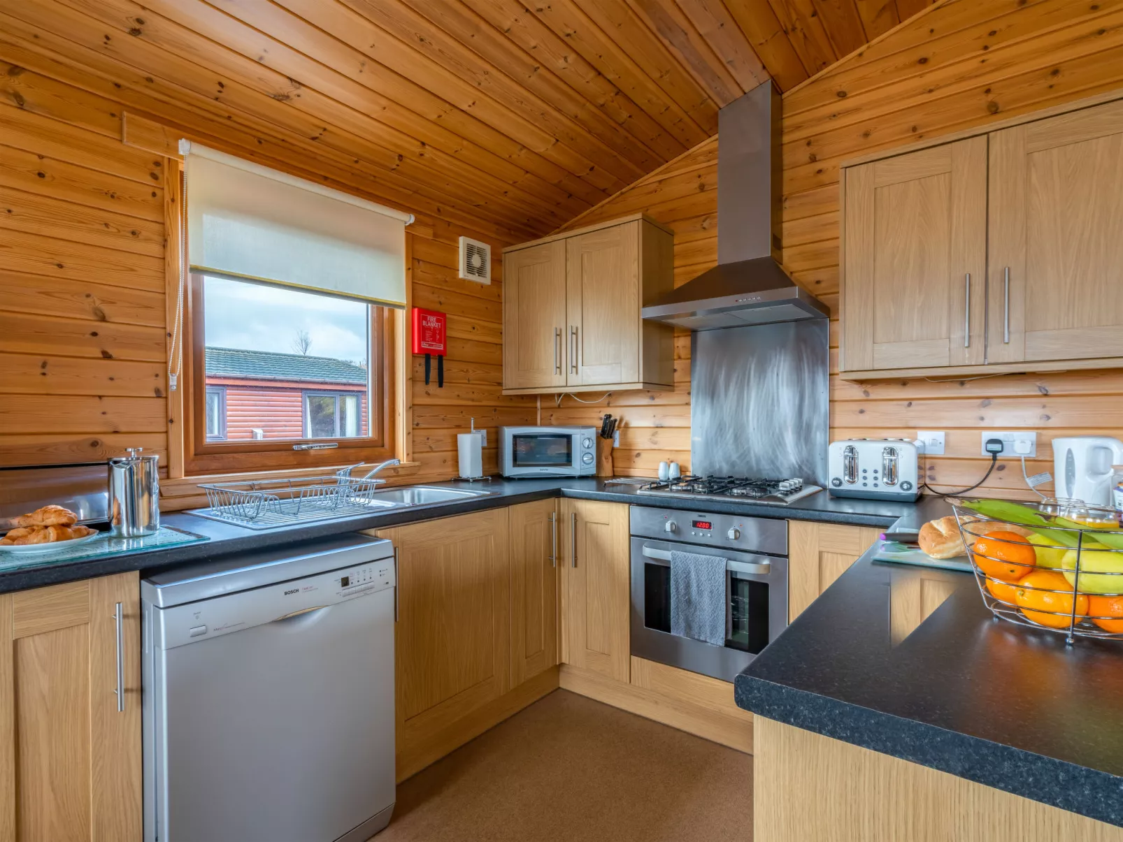 Loch Leven Lodge 10-Inside