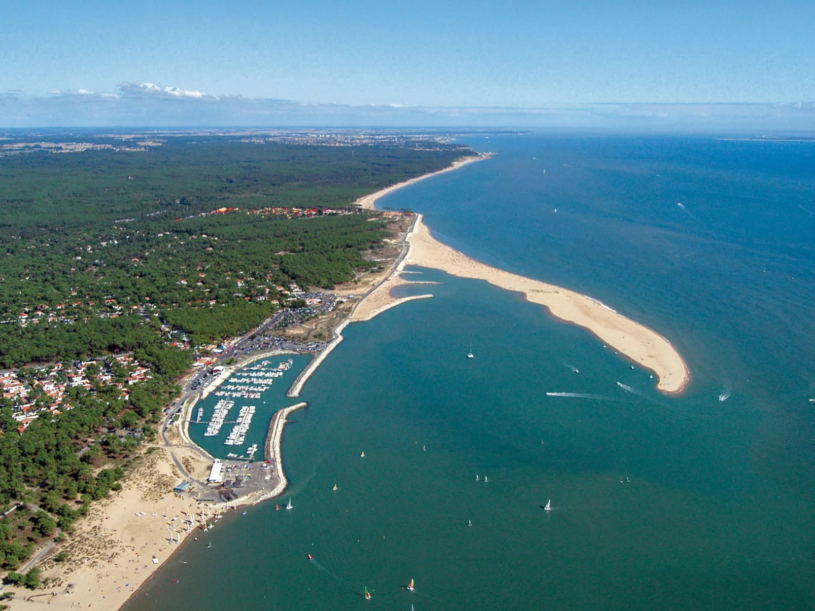 Les Charmilles-Area