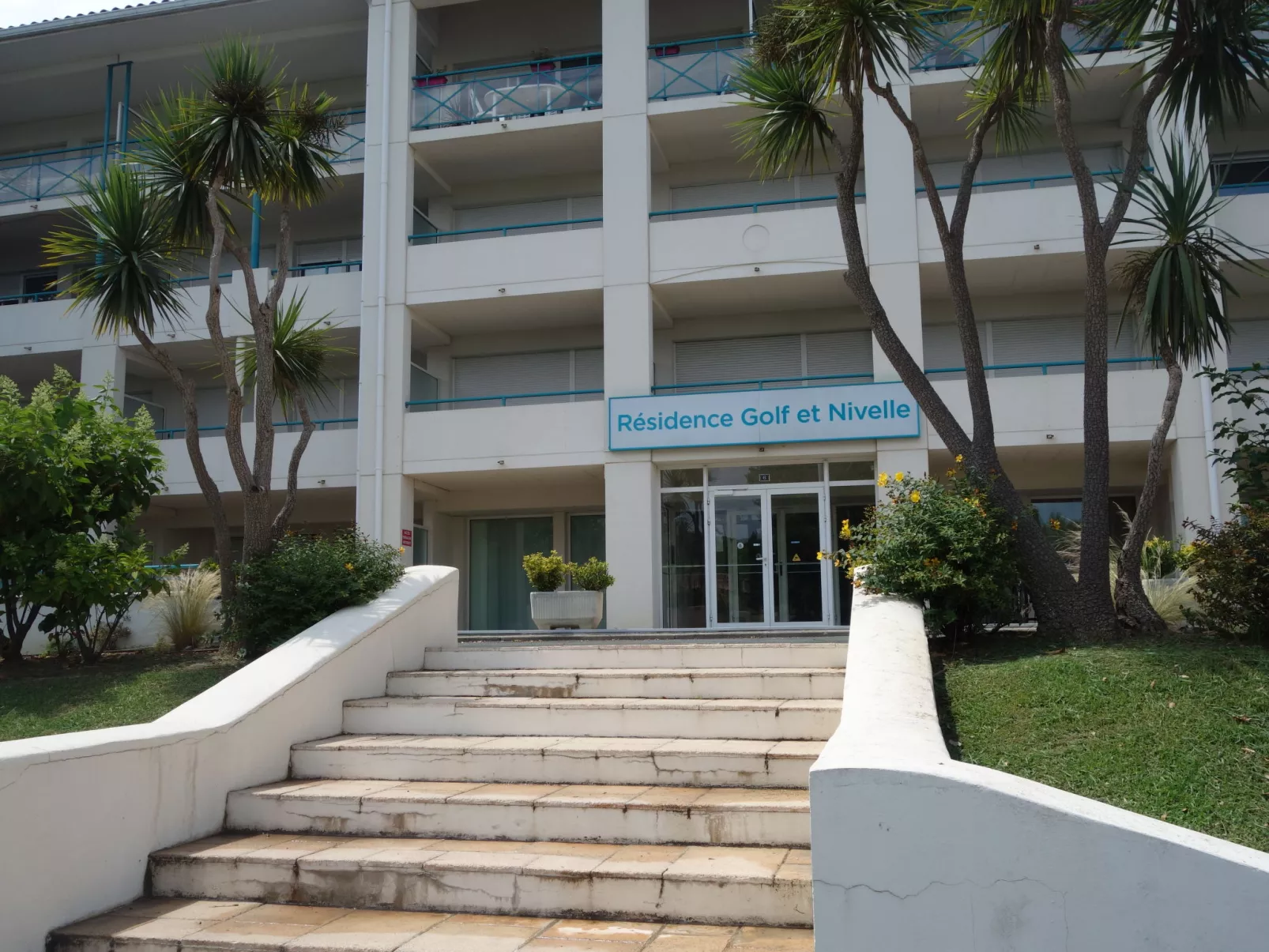Golf de la Nivelle-Outside
