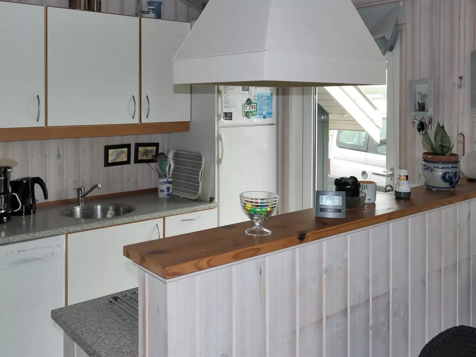 "Galmand" - 300m from the sea-Inside