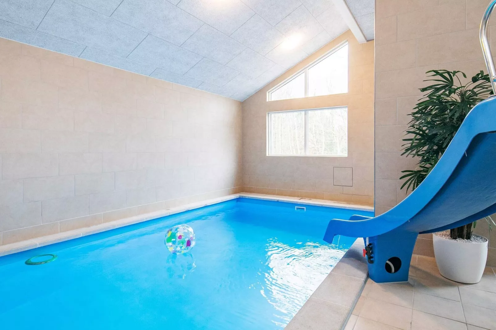 18 Personen Ferienhaus in Fjerritslev-Schwimmbad