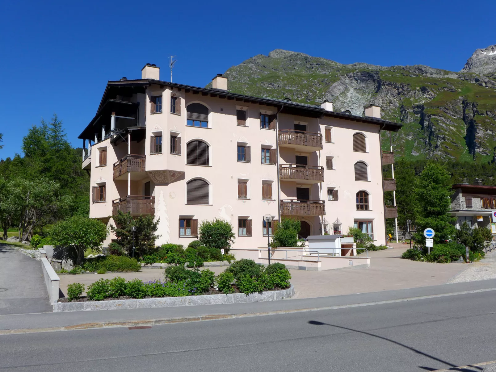 Casa La Planüra-Outside