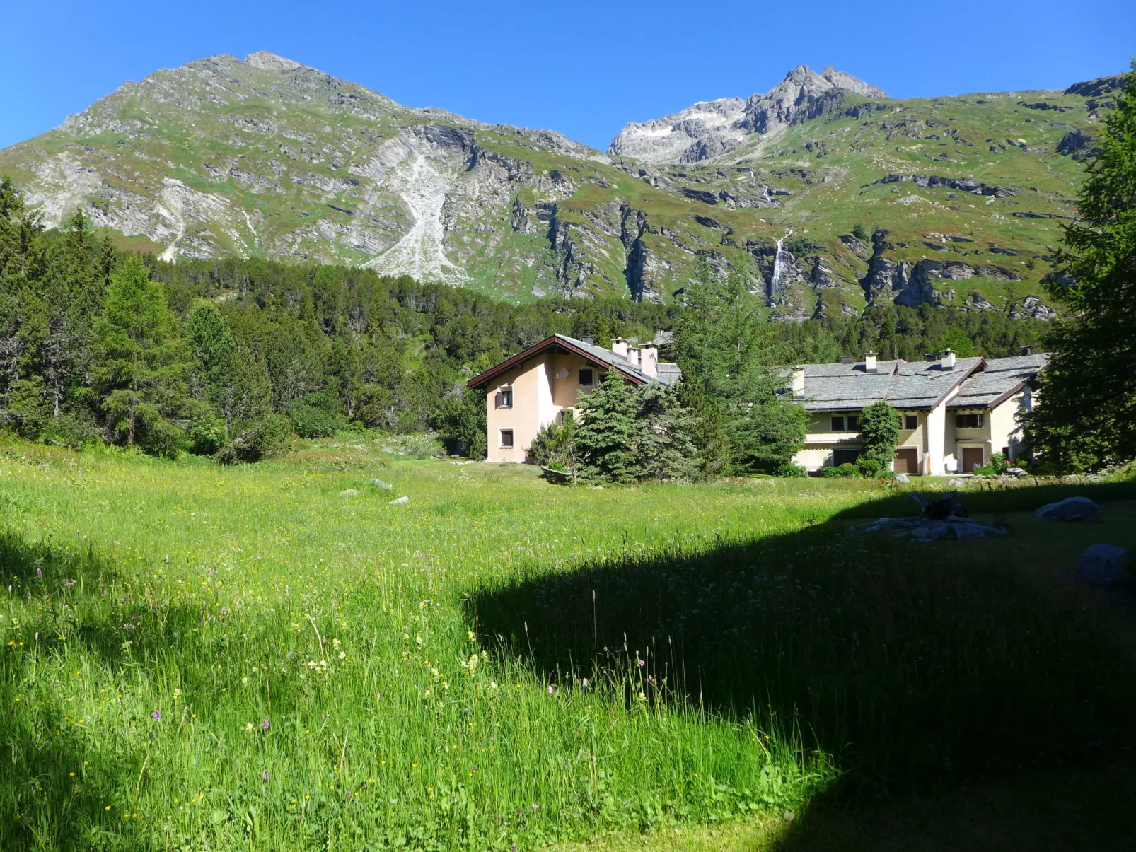 Casa La Planüra-Outside