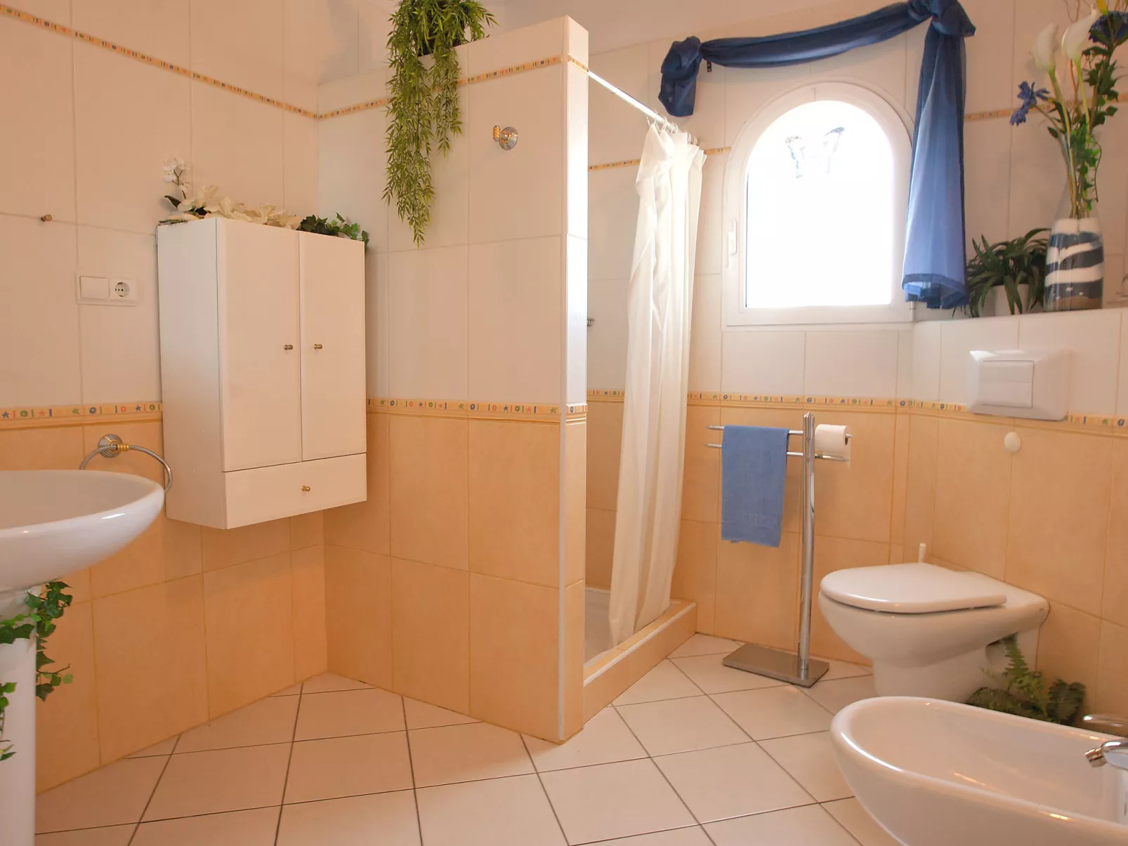 Villa Ma-Nita-Inside