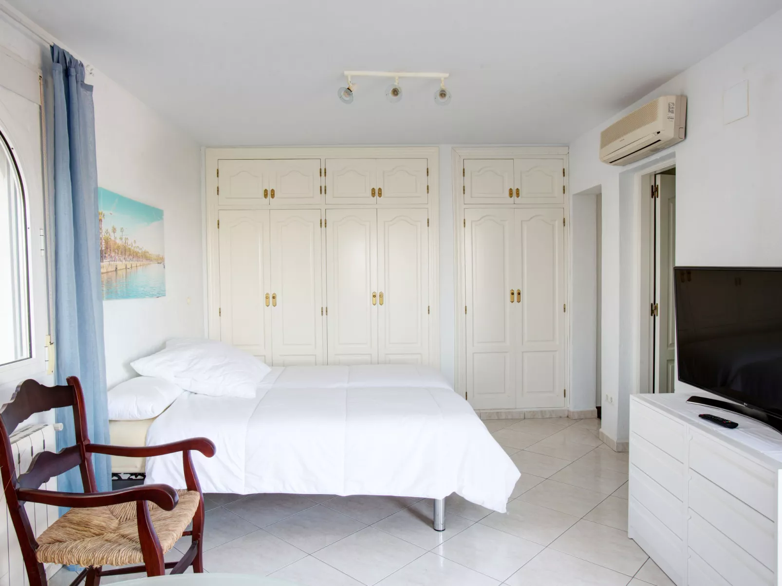 Villa Ma-Nita-Inside