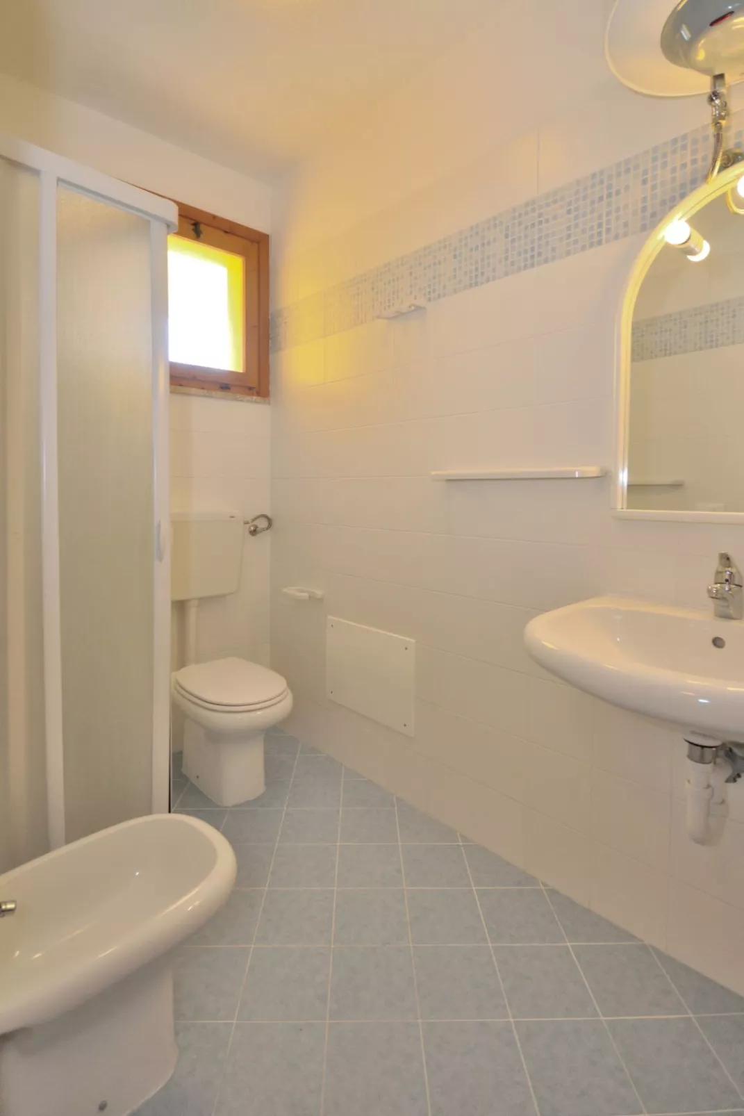 Villaggio White Star-Inside