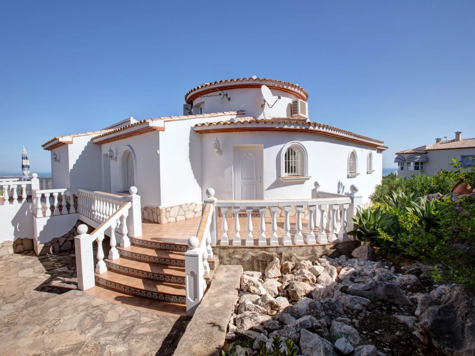 Villa Ma-Nita-Outside