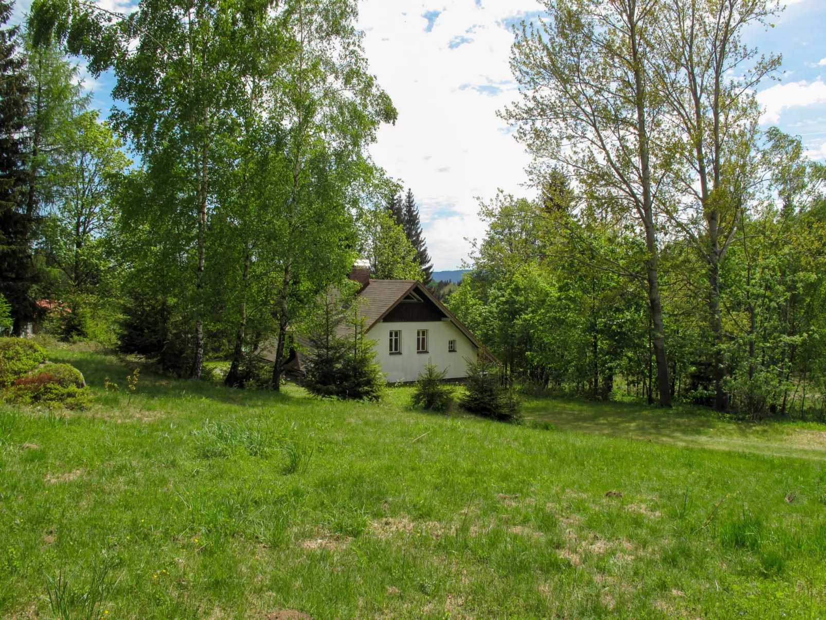 Sedmidomí-Outside