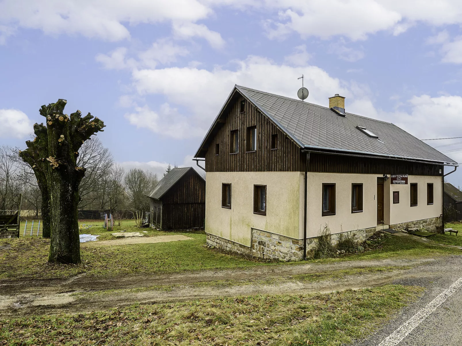 Zlatá Olešnice 122-Outside