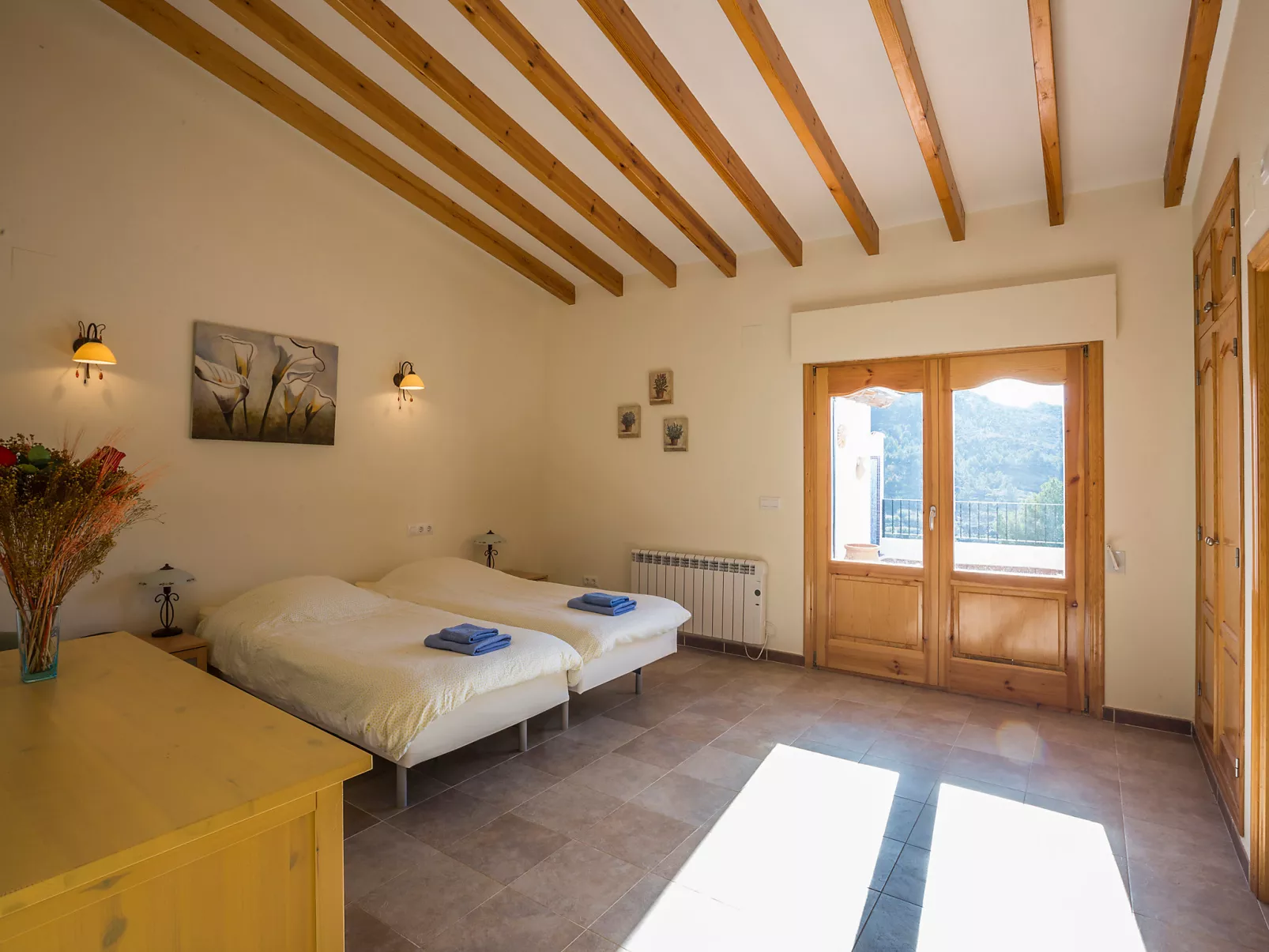 Casa Salvador-Inside