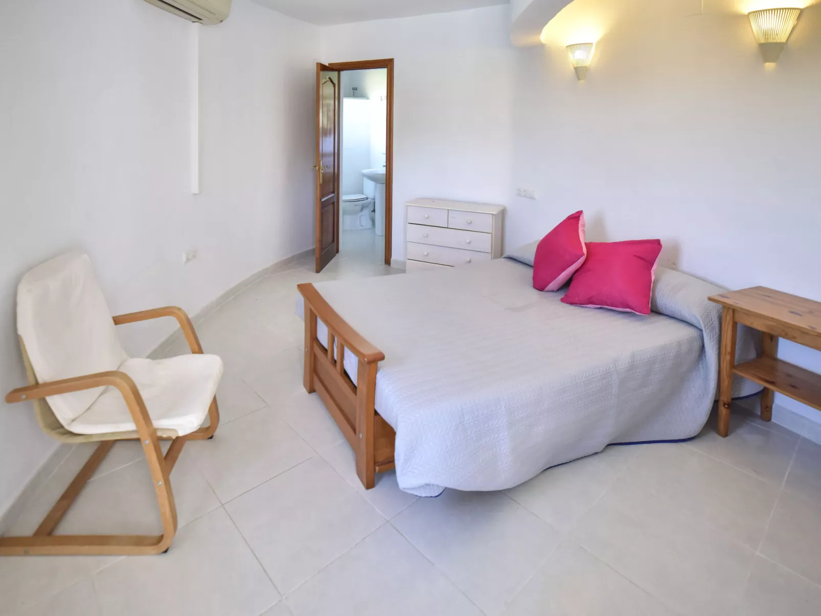Villa Clementina-Inside
