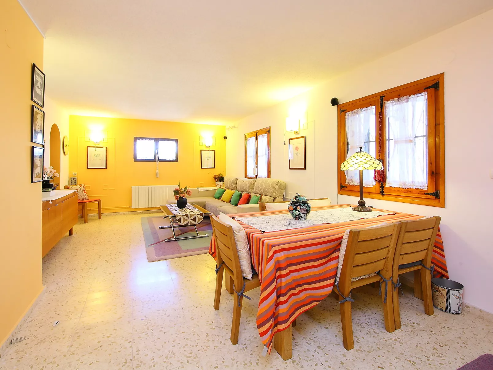 Casa Gran Sorolla-Drinnen
