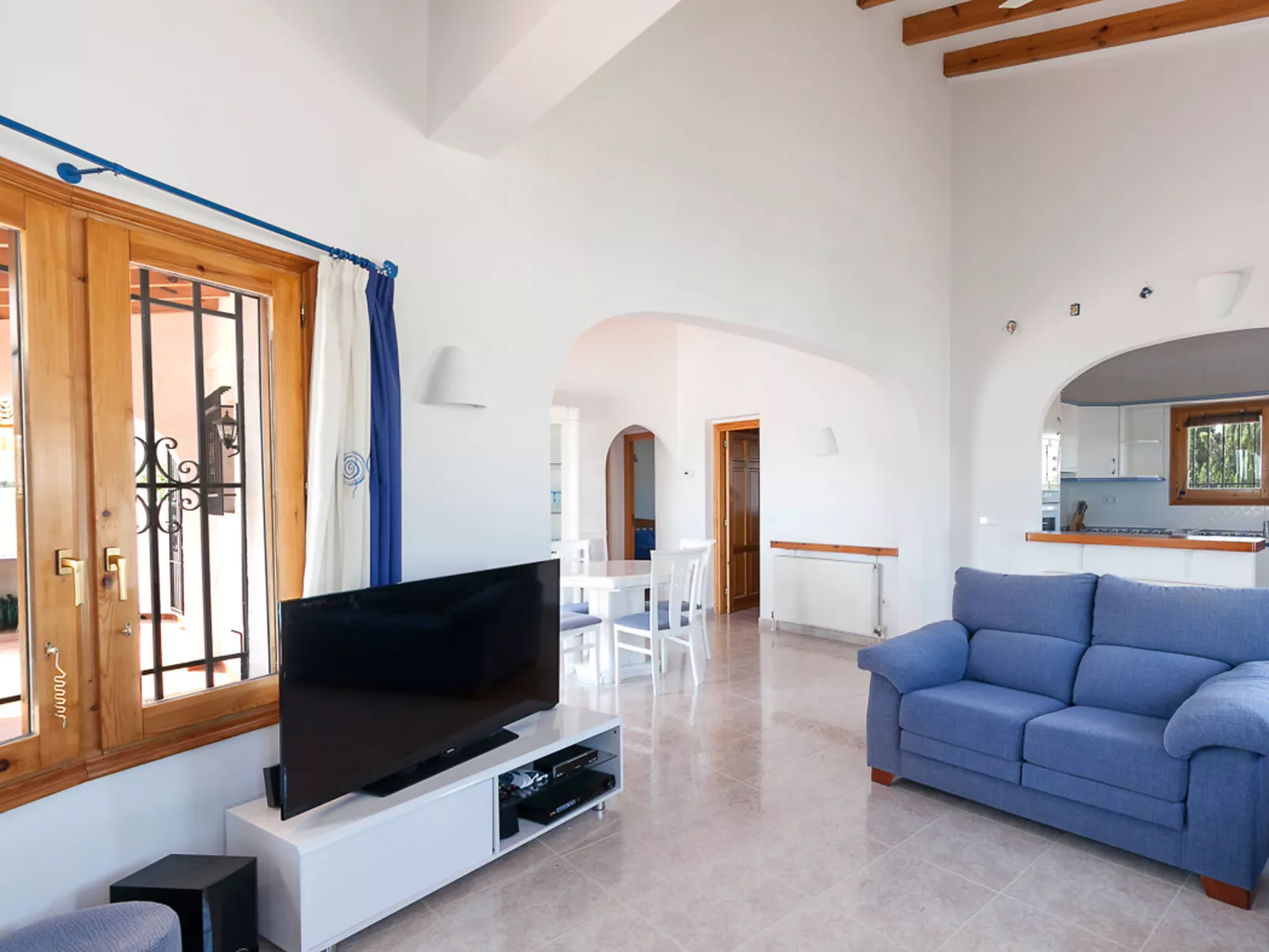 Villa Jilian-Inside