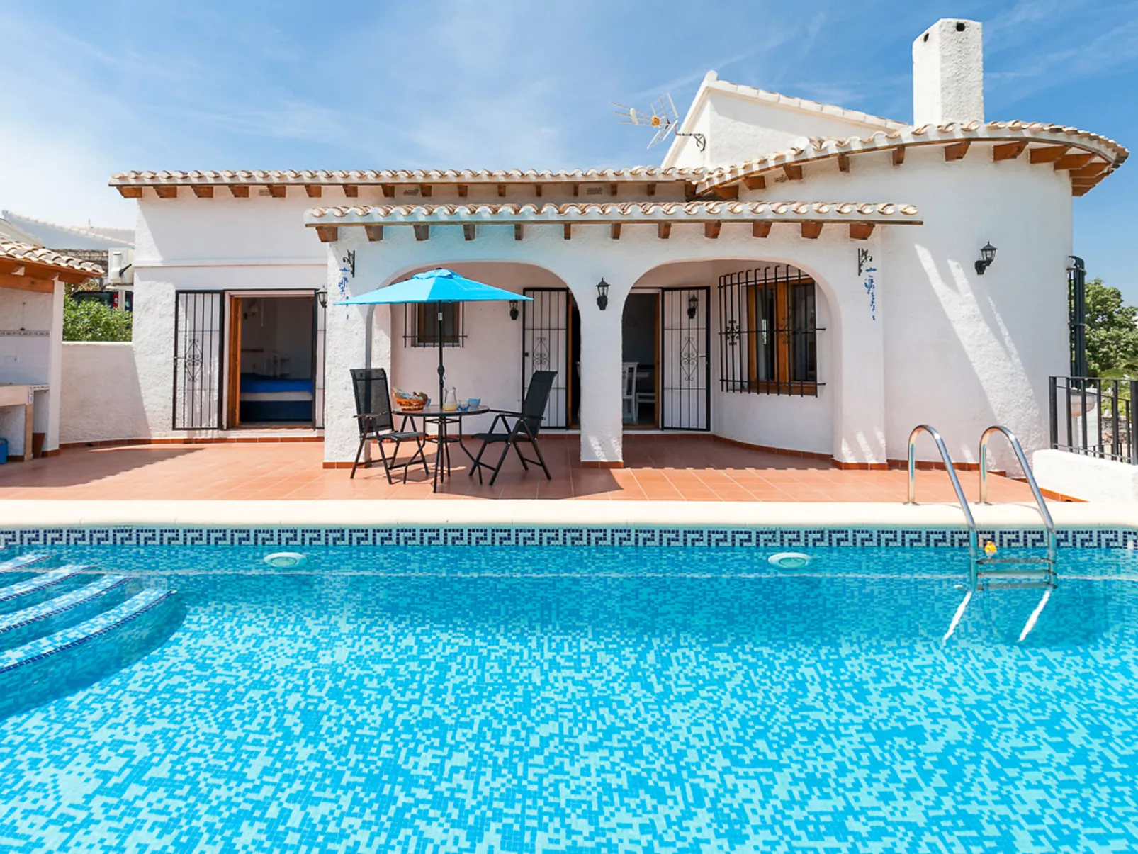 Villa Jilian-Outside