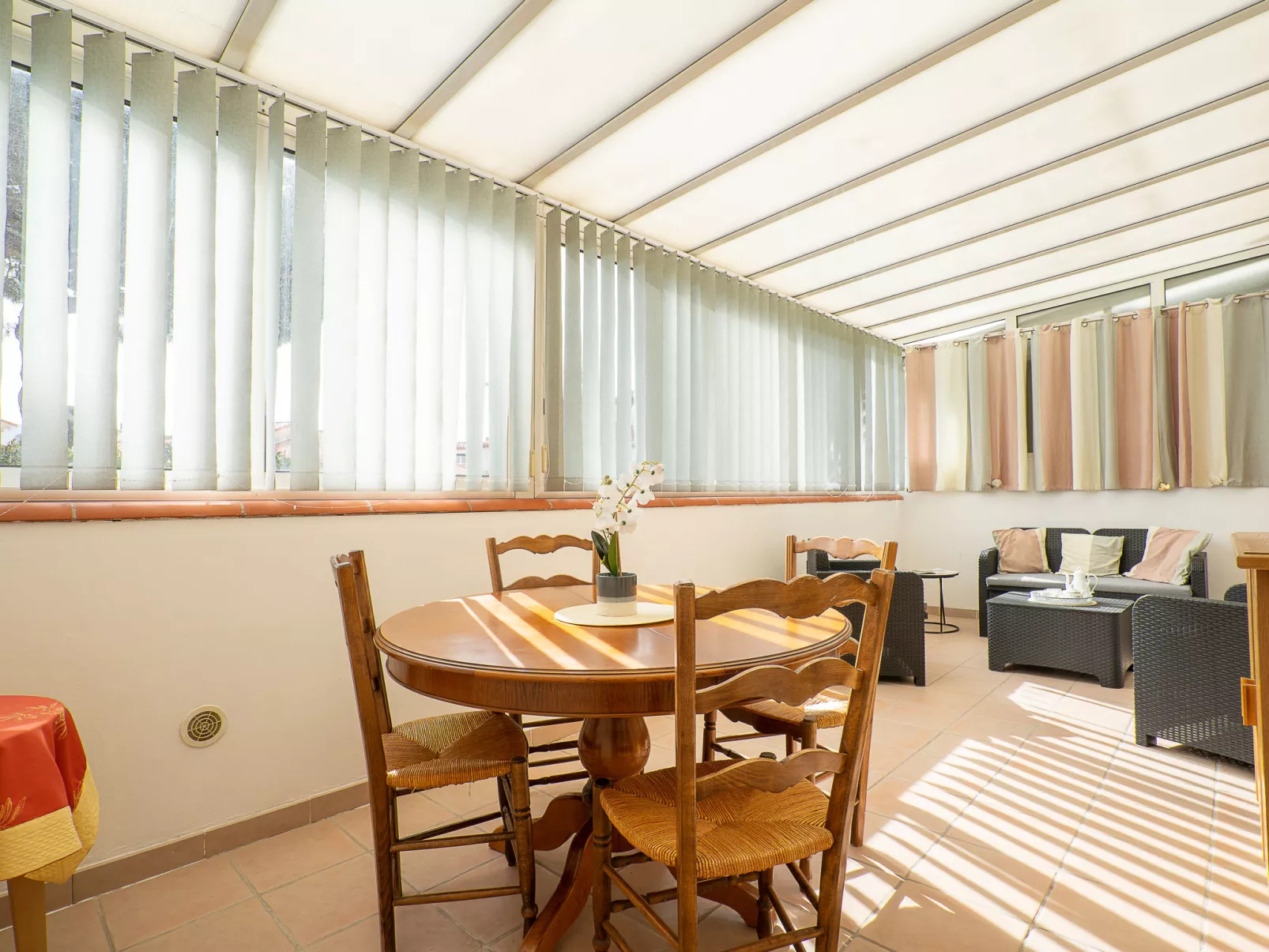 Les Villas de l'Aygual-Inside